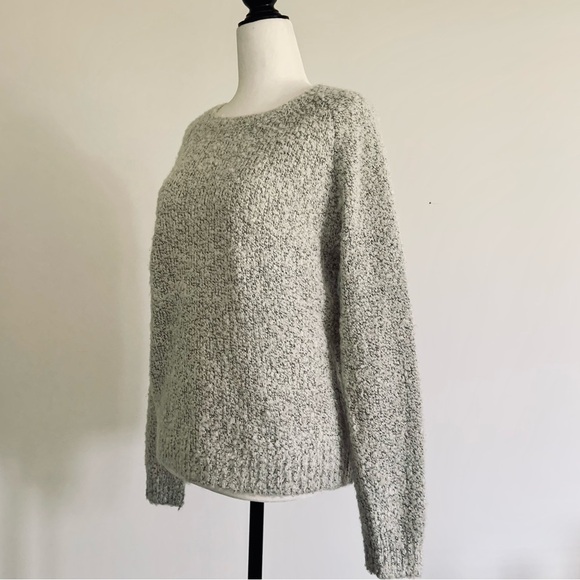 GAP boucle wool blend sweater - Picture 7 of 11